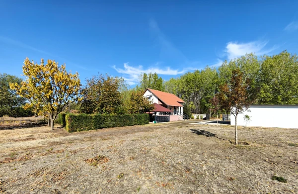 Eladó Ház Szentlőrinckáta 120 m2 