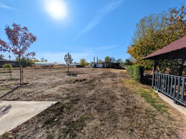 Eladó Ház Szentlőrinckáta 120 m2 