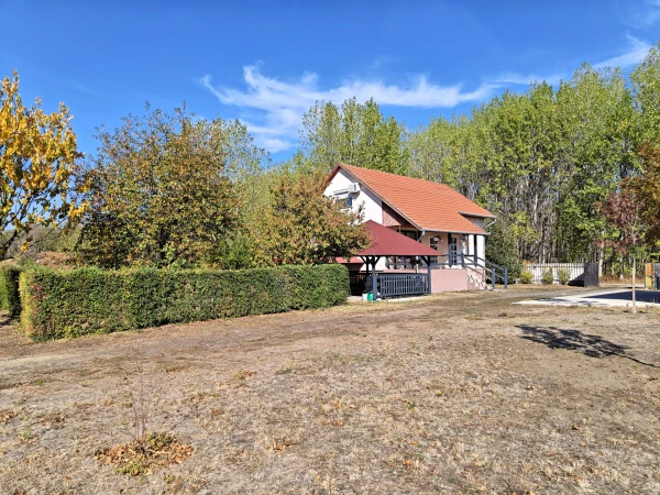 Eladó Ház Szentlőrinckáta 120 m2 