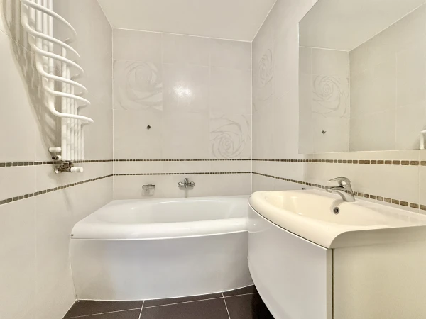 Eladó Lakás Debrecen 117 m2 