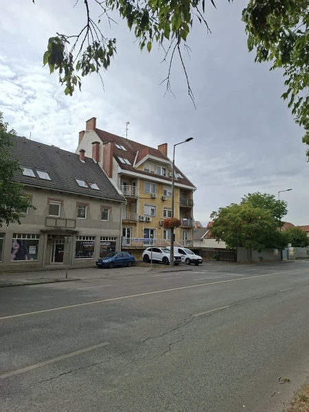 Eladó Lakás Szolnok 77 m2 