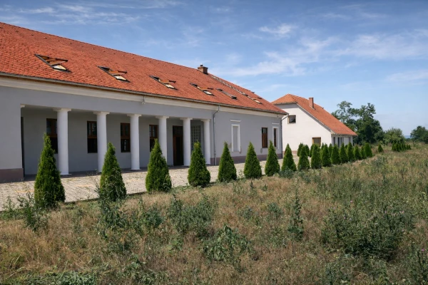Eladó Ház Érsekvadkert 660 m2 