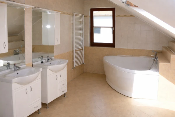 Eladó Ház Érsekvadkert 660 m2 