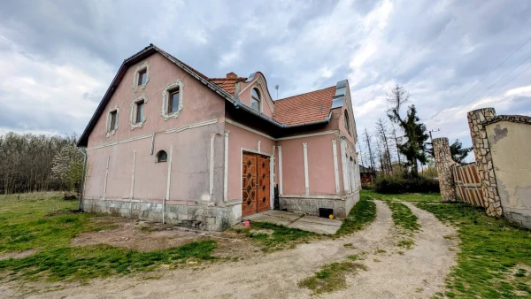 Eladó Ház Kecskemét 259 m2 