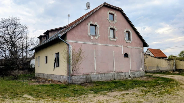 Eladó Ház Kecskemét 259 m2 