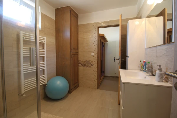 Eladó Ház Győrzámoly 160 m2 