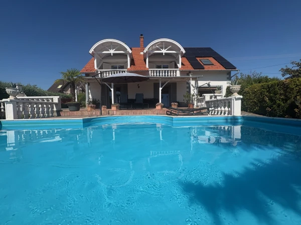 Eladó Ház Ábrahámhegy 145 m2 