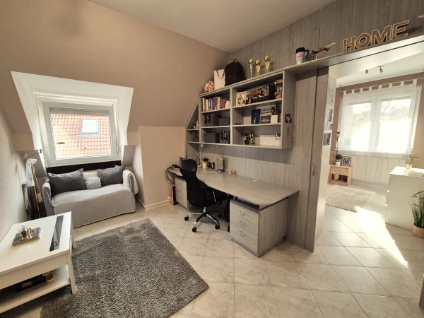 Eladó Ház Kecskemét 200 m2 