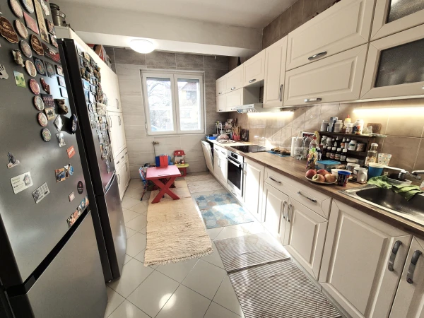 Eladó Ház Kecskemét 200 m2 