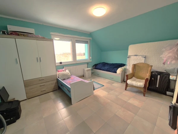 Eladó Ház Kecskemét 200 m2 