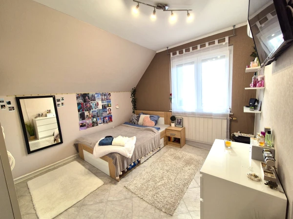 Eladó Ház Kecskemét 200 m2 