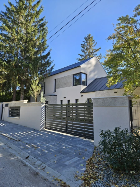 Eladó Ház Szentendre 234 m2 