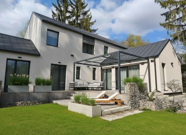 Eladó Ház Szentendre 234 m2 