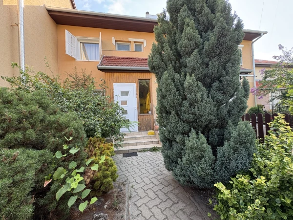 Eladó Ház Kecskemét 90 m2 
