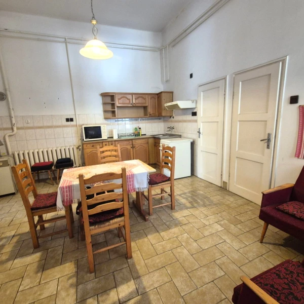 Eladó Lakás Kecskemét 95 m2 