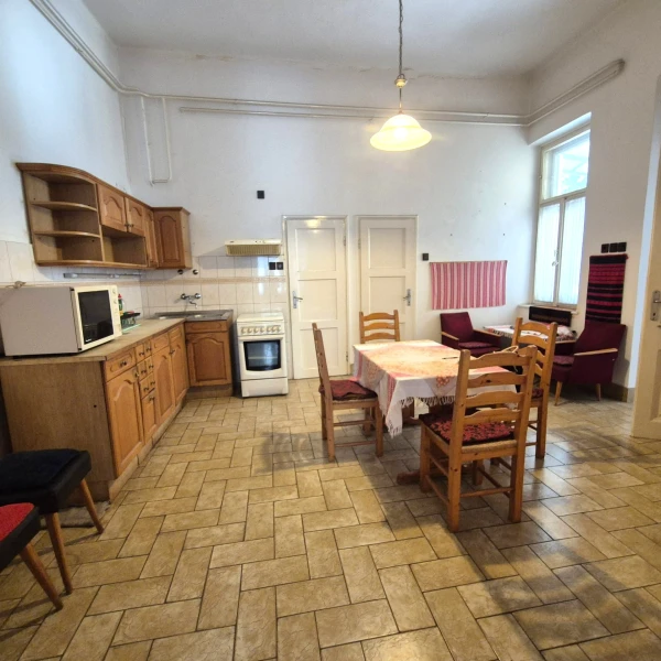 Eladó Lakás Kecskemét 95 m2 