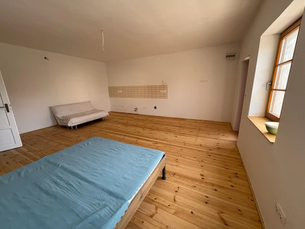 Eladó Lakás Sáska 35 m2 