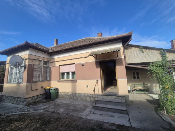 Eladó Ház Tiszapüspöki 95 m2 