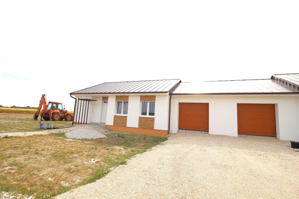 Eladó Ház Dunaszeg 113 m2 