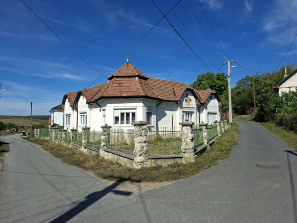 Eladó Ház Etes 140 m2 