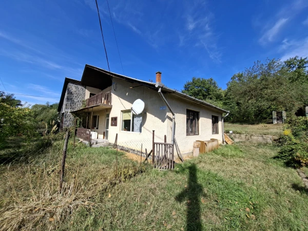 Eladó Ház Etes 140 m2 