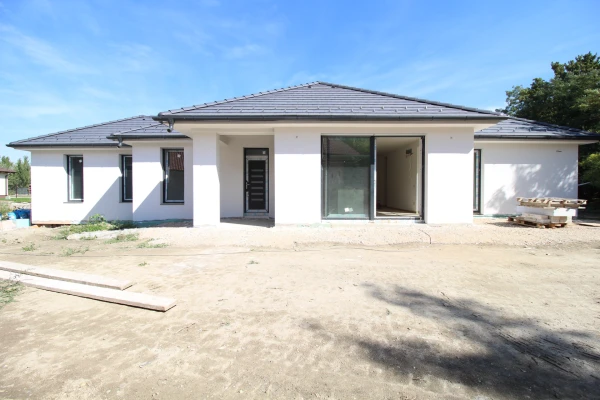 Eladó Ház Győrzámoly 156 m2 
