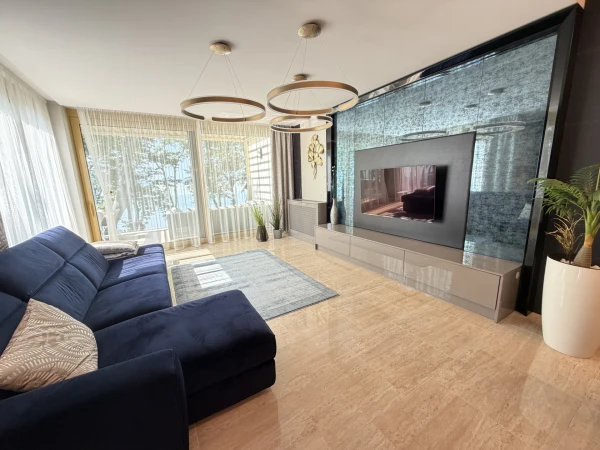 Eladó Lakás Balatonföldvár 153 m2 