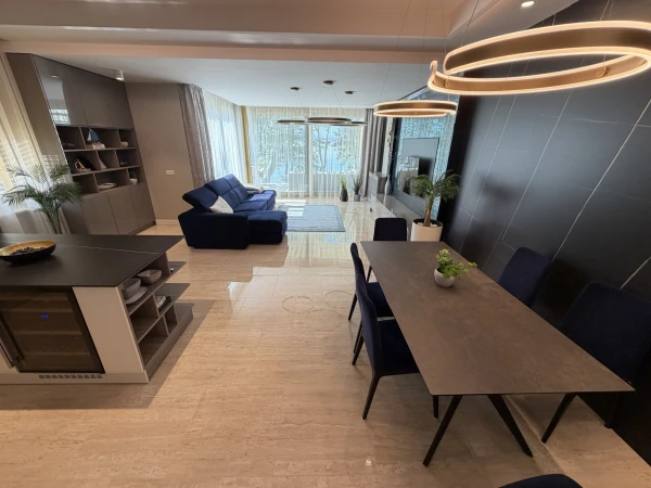 Eladó Lakás Balatonföldvár 153 m2 