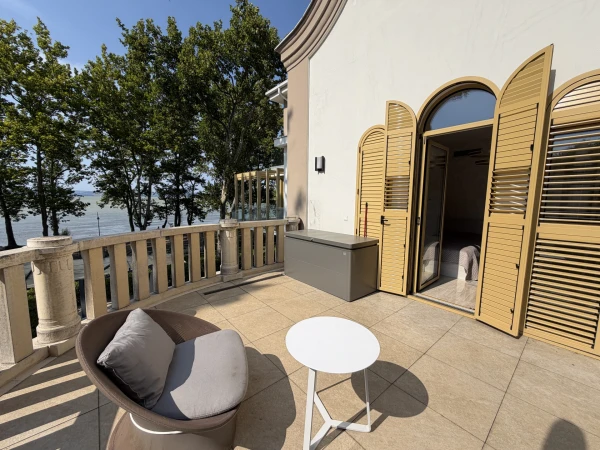 Eladó Lakás Balatonföldvár 153 m2 