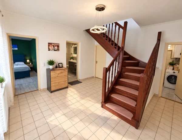 Eladó Ház Siójut 160 m2 