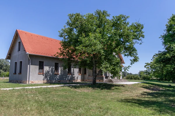 Eladó Telek Jászberény 104743 m2 
