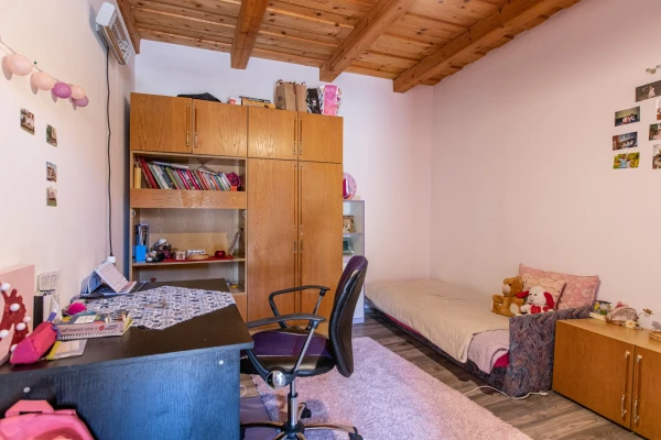 Eladó Telek Jászberény 104743 m2 