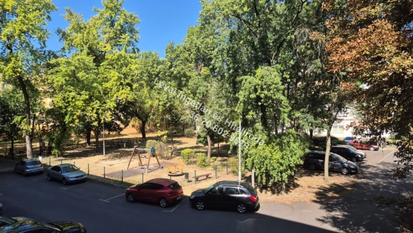 Eladó Lakás Békéscsaba 64 m2 