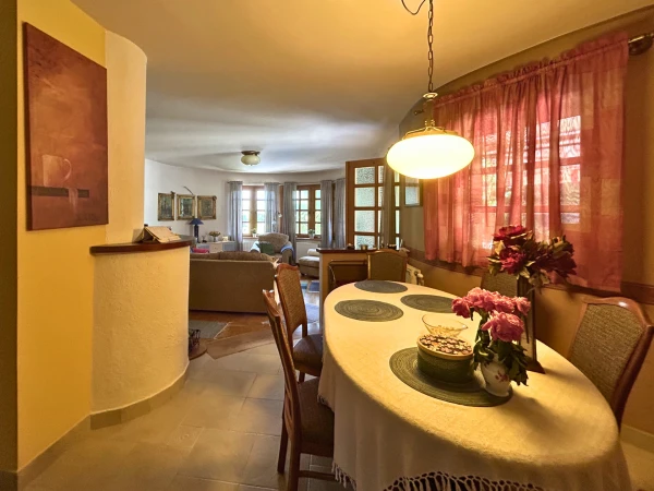Eladó Ház Szentendre 184 m2 