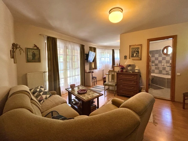 Eladó Ház Szentendre 184 m2 