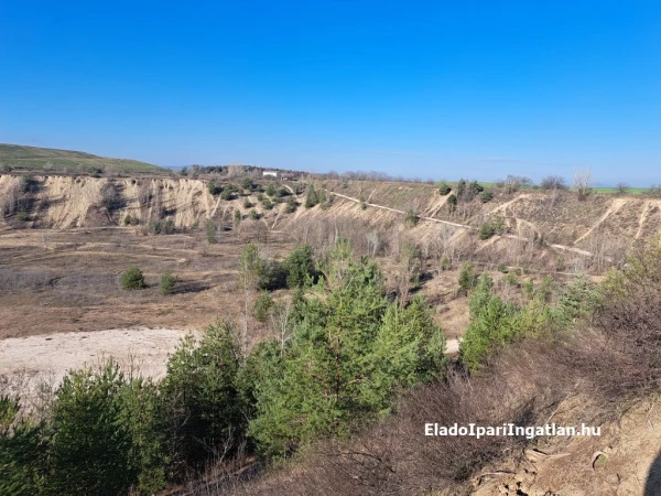 Eladó Telek Fót 107020 m2 