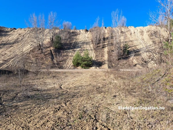 Eladó Telek Fót 107020 m2 