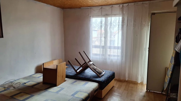 Eladó Lakás Radostyán 107 m2 