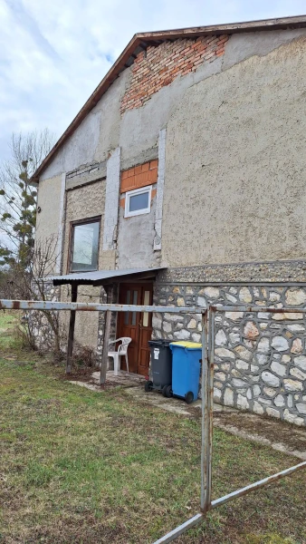 Eladó Lakás Radostyán 107 m2 