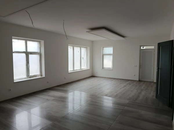 Eladó Lakás Nyíregyháza 102 m2 