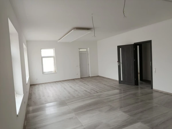 Eladó Lakás Nyíregyháza 102 m2 