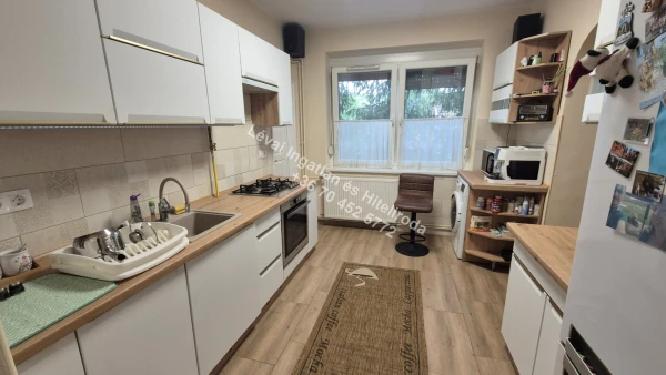 Eladó Lakás Békéscsaba 130 m2 