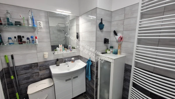Eladó Lakás Békéscsaba 130 m2 