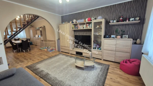 Eladó Lakás Békéscsaba 130 m2 