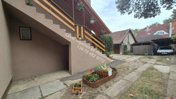 Eladó Lakás Békéscsaba 130 m2 