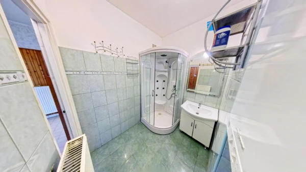 Eladó Lakás Veszprém 77 m2 