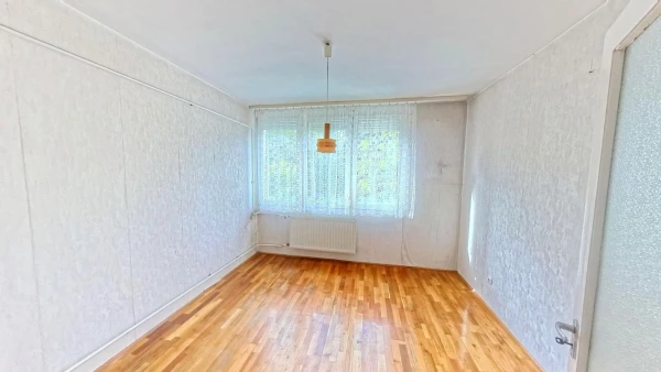 Eladó Lakás Veszprém 77 m2 