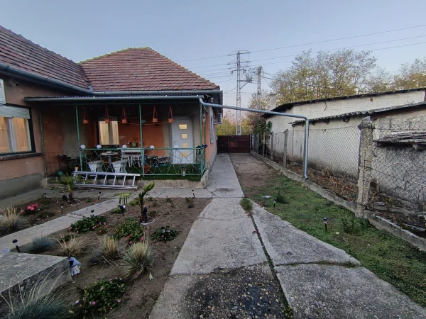 Eladó Ház Nagykáta 73 m2 