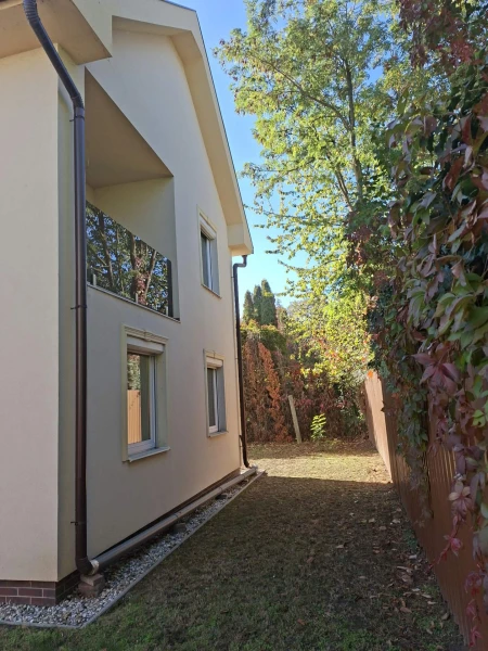 Eladó Ház Balatonvilágos 158 m2 