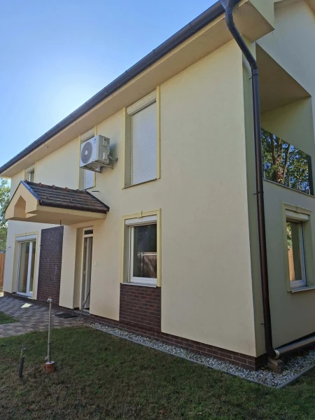 Eladó Ház Balatonvilágos 158 m2 